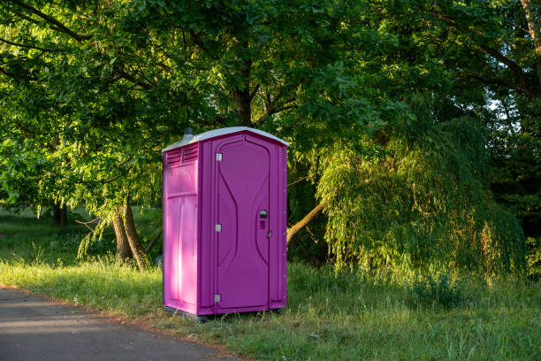 Best Portable restroom trailer rental  in Stratford, OK